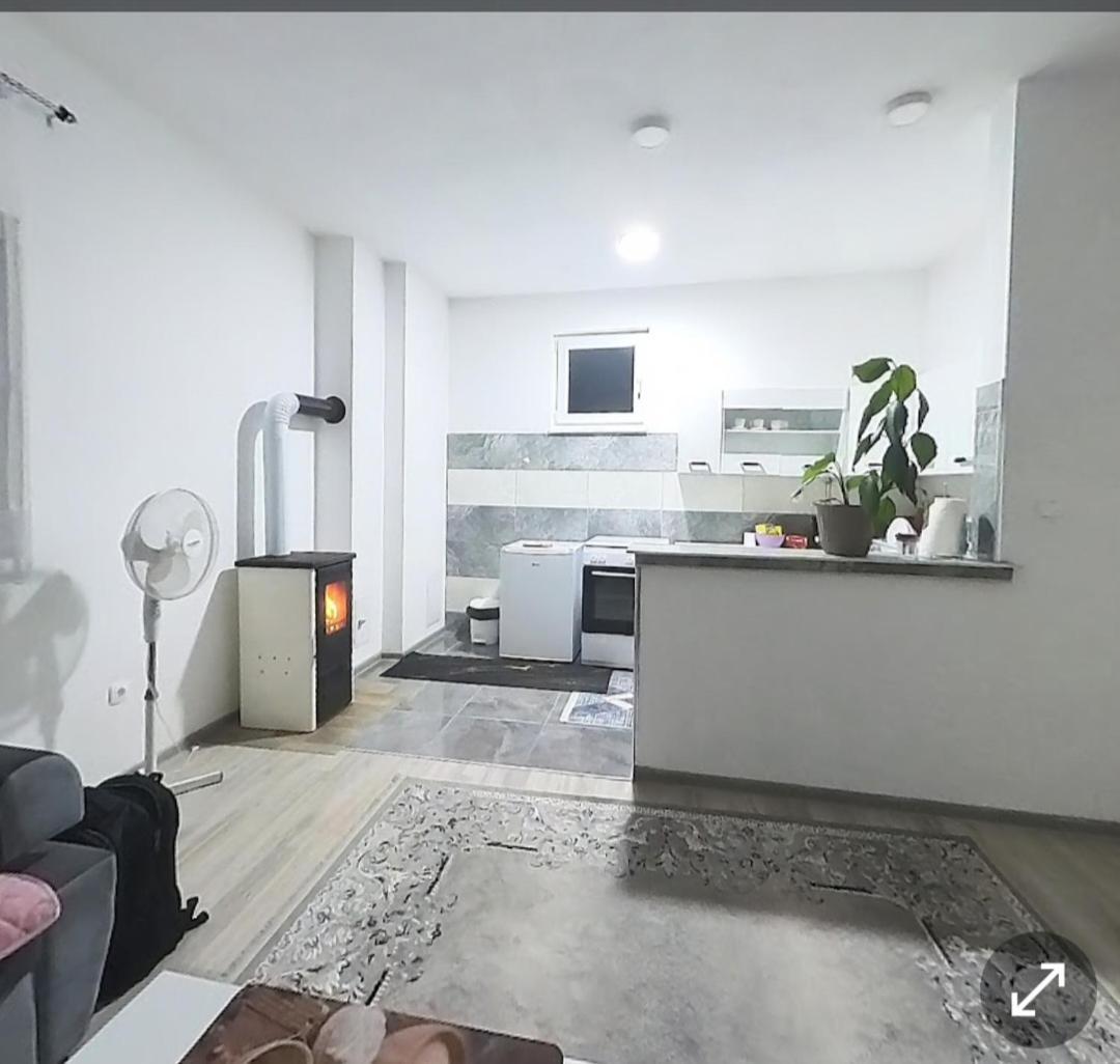 Apartman Visoko-Oaza Mira Екстериор снимка
