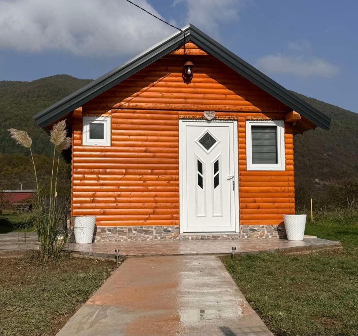Apartman Visoko-Oaza Mira Екстериор снимка