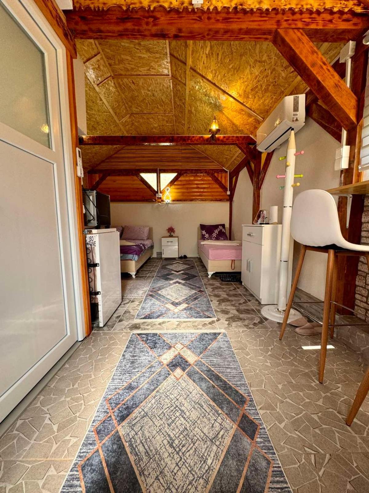Apartman Visoko-Oaza Mira Екстериор снимка